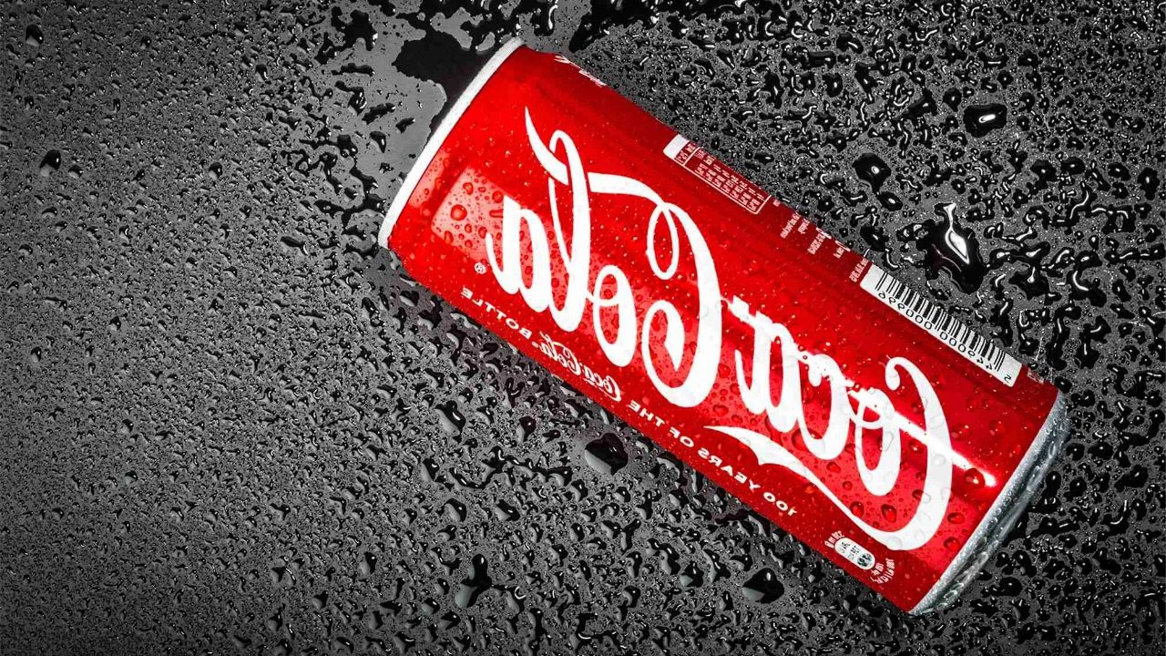饮料品牌可口可乐品牌名起名有趣的故事(图1)